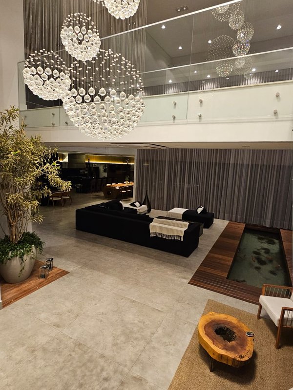 CASA COM LAGO DE CARPAS ESPETACULAR Rodovia Raposo Tavares Sorocaba - 