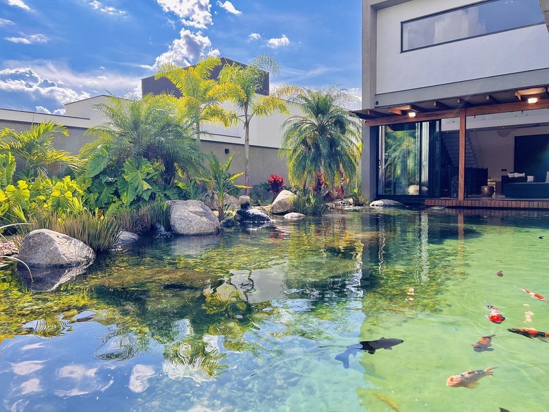 CASA COM LAGO DE CARPAS ESPETACULAR Rodovia Raposo Tavares Sorocaba - 
