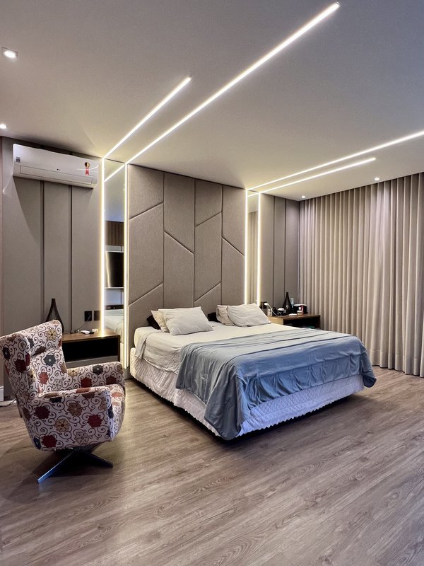 CASA COM LAGO DE CARPAS ESPETACULAR Rodovia Raposo Tavares Sorocaba - 