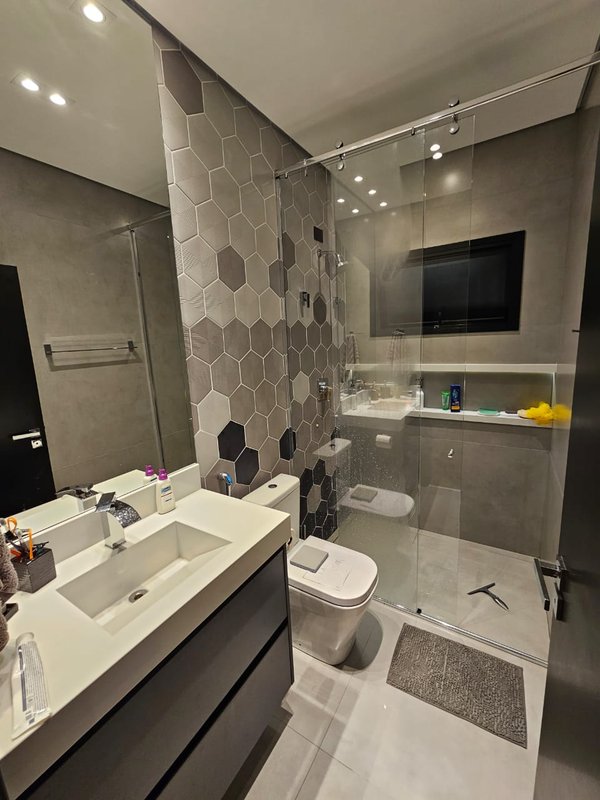 CASA COM LAGO DE CARPAS ESPETACULAR Rodovia Raposo Tavares Sorocaba - 