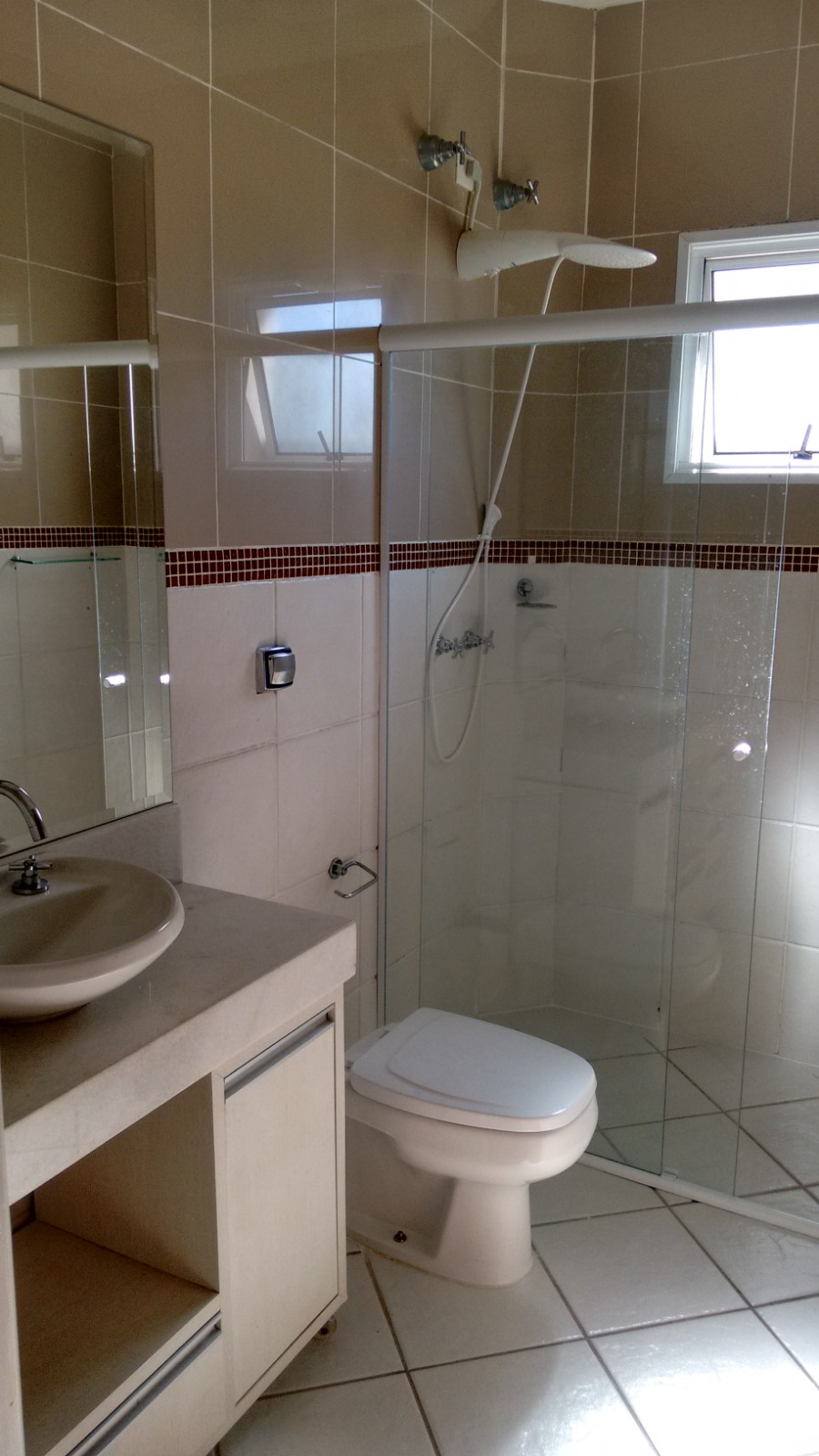 Casa com 3 dormit&oacute;rios &agrave; venda,270m&sup2; - Condom&iacute;nio Villa dos Inglezes - Sorocaba - SP Avenida Lauro Miguel Sacker Sorocaba - 