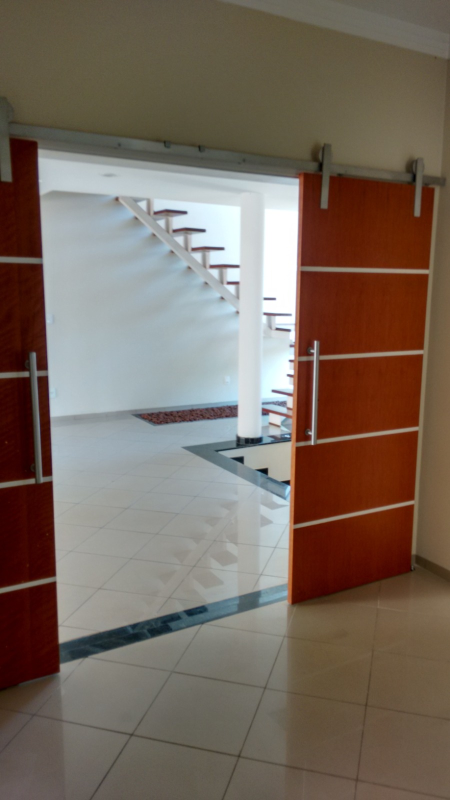 Casa com 3 dormit&oacute;rios &agrave; venda,270m&sup2; - Condom&iacute;nio Villa dos Inglezes - Sorocaba - SP Avenida Lauro Miguel Sacker Sorocaba - 