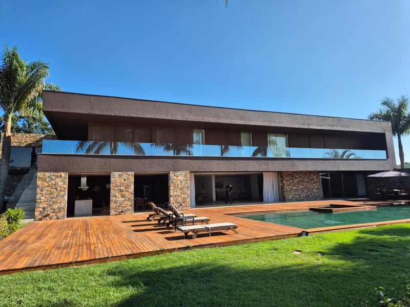 MANSÃO ESPETACULAR EM FAZENDA BOA VISTA Alameda das Tipuanas PORTO FELIZ - 