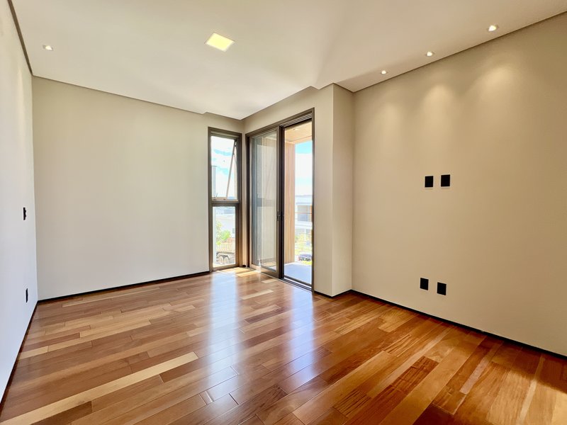 CASA DE ALTO PADRÃO C/ PROJETO DE RODRIGO LATORRE Alameda Grécia Votorantim - 