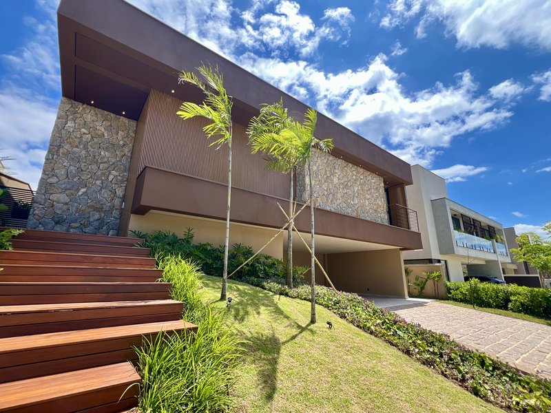 CASA DE ALTO PADRÃO C/ PROJETO DE RODRIGO LATORRE Alameda Grécia Votorantim - 