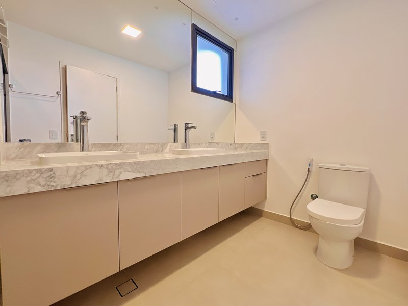APARTAMENTO PRONTO PARA MORAR C/ 3 SUÍTES, DECORADO E MOBILIADO Rua Dona Maria Josepha de Souza Manente Sorocaba - 