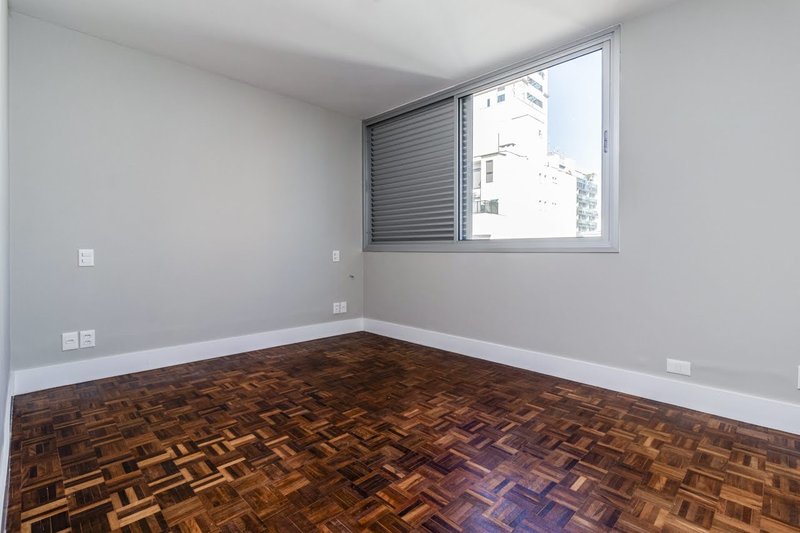 APARTAMENTO EM ITAIM BIBI Rua da Mata São Paulo - 