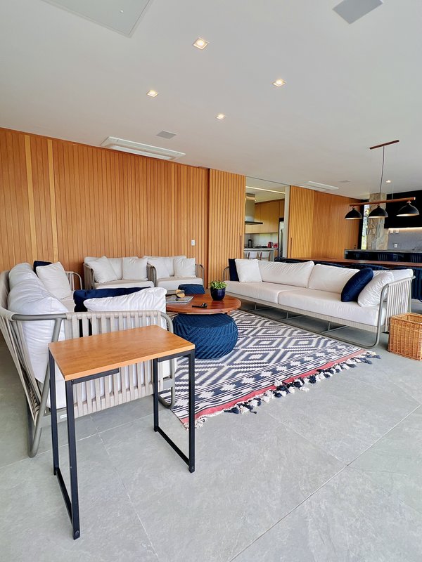Casa de esquina l 7 dorm. l 909m²l piscina l SPA l Adega Rua C Itu - 