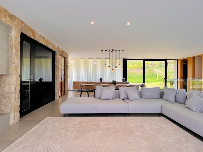 Casa de esquina l 7 dorm. l 909m²l piscina l SPA l Adega Rua C Itu - 