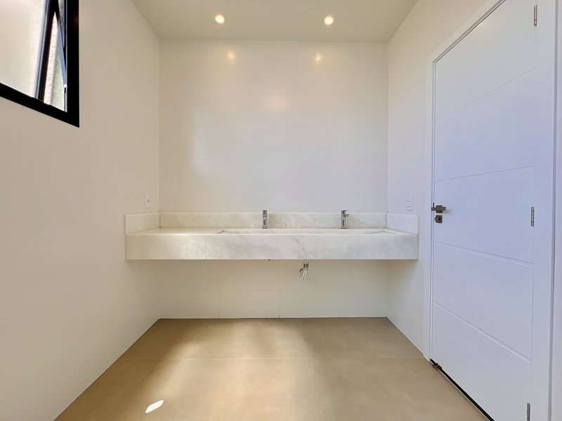 Sua Nova Casa dos Sonhos! 5 Suítes, Alto Padrão e Segurança em Alphaville 3 Alameda Quebec Votorantim - 