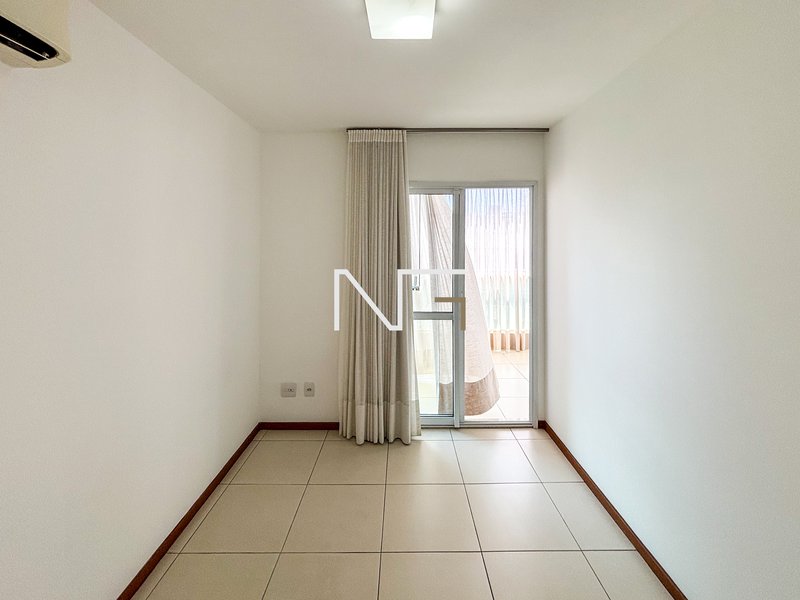 3 Quartos na Praia da Costa sol da manhã com Lazer de Clube Rua Inácio Higino Vila Velha - 