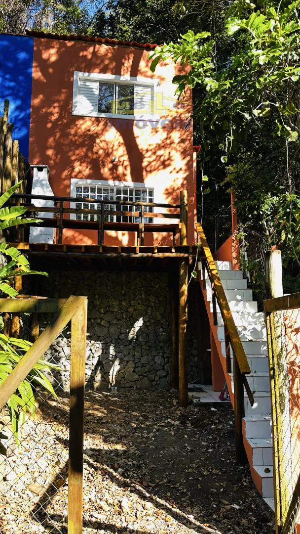 casa em Boi&ccedil;ucanga venda e para loca&ccedil;&atilde;o anual Rua Josef Benes São Sebastião - 