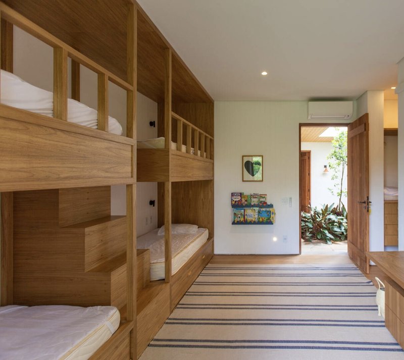 CASA BALI EM FAZENDA BOA VISTA Alameda dos Pínus PORTO FELIZ - 