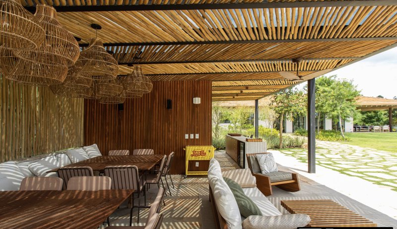 CASA BALI EM FAZENDA BOA VISTA Alameda dos Pínus PORTO FELIZ - 