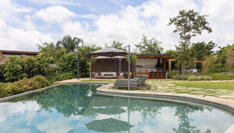 CASA BALI EM FAZENDA BOA VISTA Alameda dos Pínus PORTO FELIZ - 