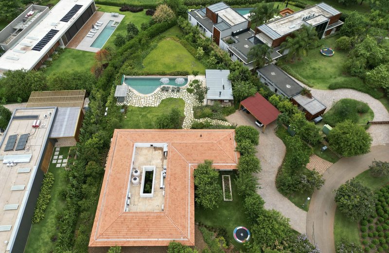 CASA BALI EM FAZENDA BOA VISTA Alameda dos Pínus PORTO FELIZ - 