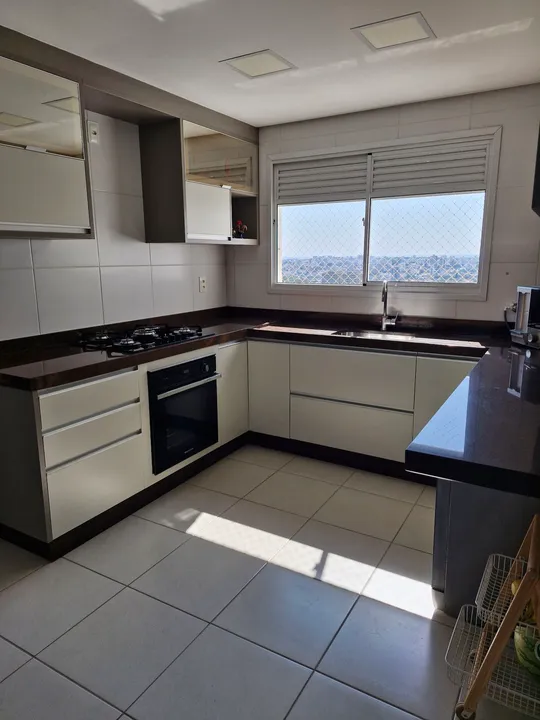 Apartamento com 3 dormit&oacute;rios &agrave; venda,167m&sup2; - Condom&iacute;nio Mont Royal  - Sorocaba - SP Rua Heloísa Oliveira Evangelista Sorocaba - 