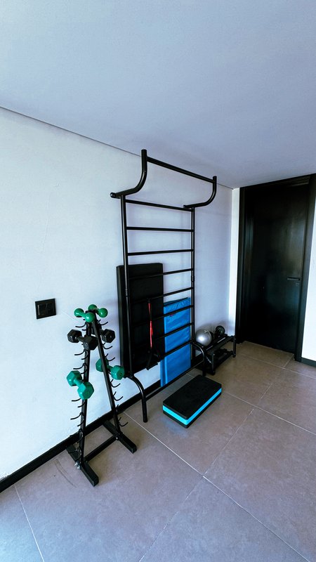 CASA DE ESQUINA c/ 5 SUÍTES, ADEGA , FIREPLACE, SPA e AMPLA ÁREA DE LAZER Rua C Itu - 