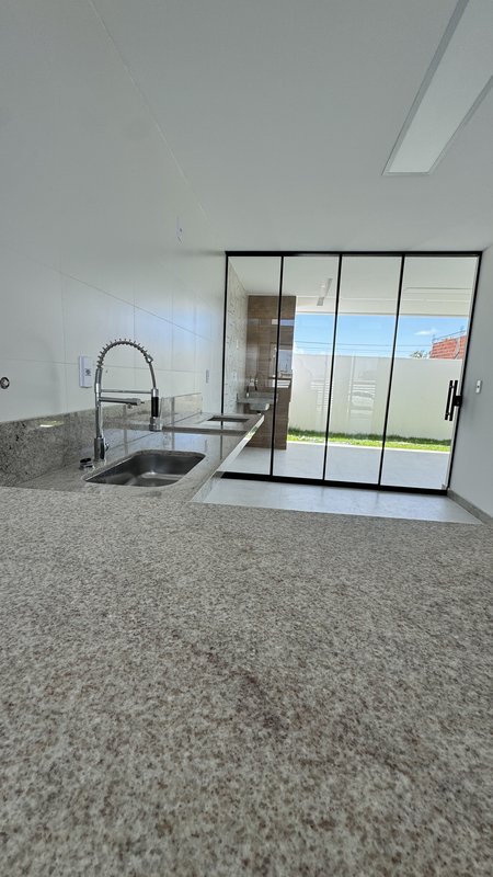 PADANG BEACH RESIDENCE - PÉ NA AREIA Rodovia Engenheiro Edílson Távora Barra dos Coqueiros - 