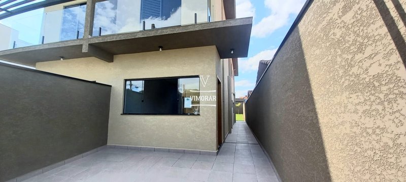 Sobrado 3 suítes + 2 vagas de garagem - Atibaia - 