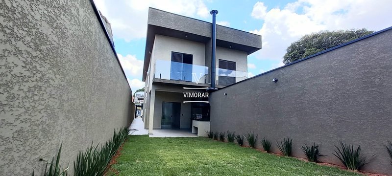 Sobrado 3 suítes + 2 vagas de garagem - Atibaia - 