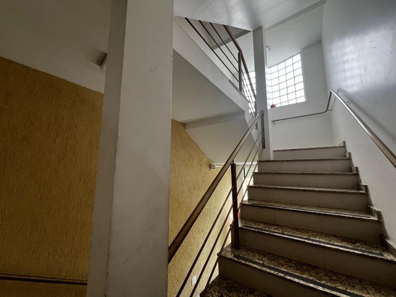 Sala Comercial 9m² para Locação na Vila Oliveira - Mogi das Cruzes - 