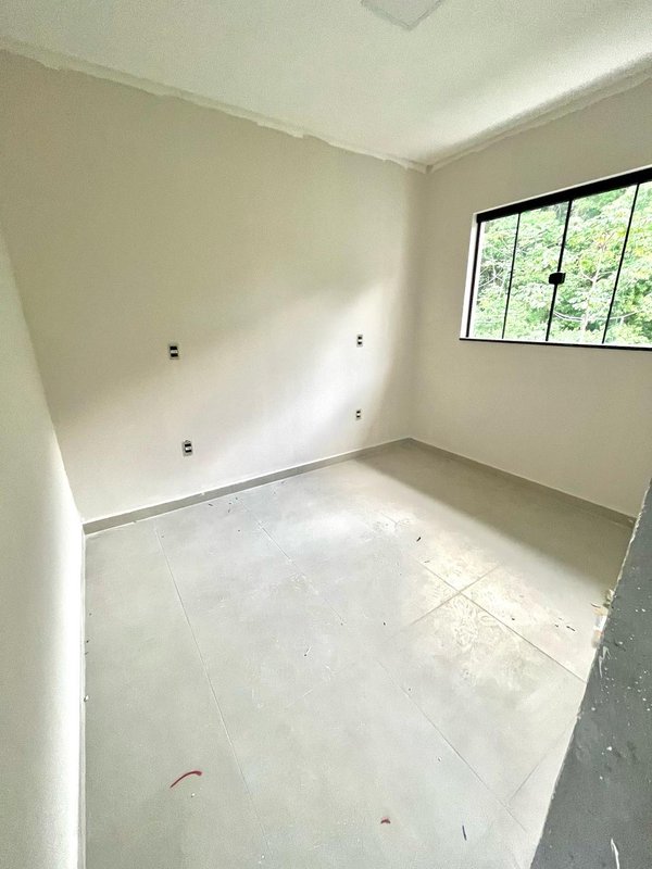 APARTAMENTO COM 2 DORMITÓRIOS NO BAIRRO ÁGUAS CLARAS - Brusque - 