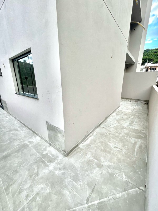 APARTAMENTO COM 2 DORMITÓRIOS NO BAIRRO ÁGUAS CLARAS - Brusque - 