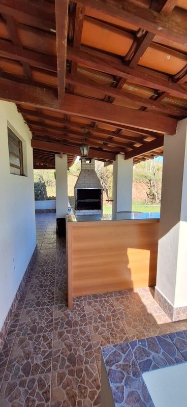 Sítio com 4 alqueires na beira da represa em Paraibuna, S.P - Paraibuna - 