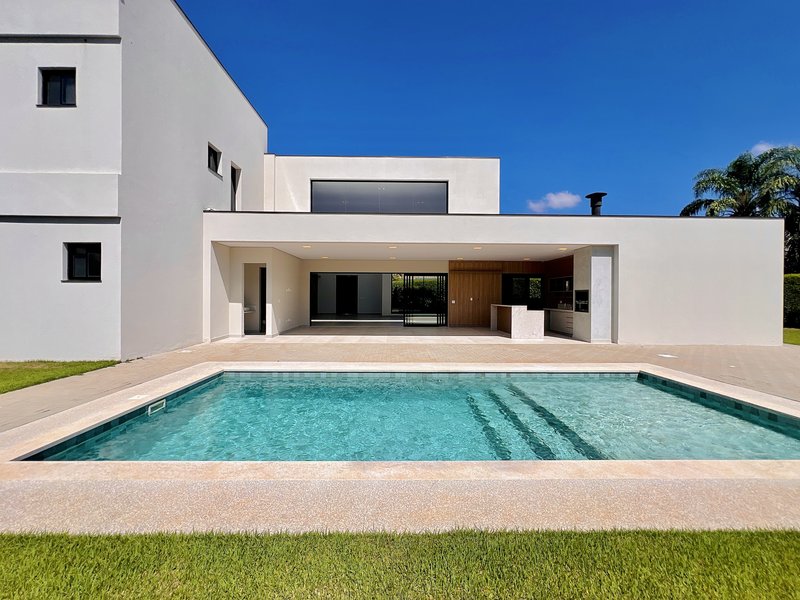 CASA DE ALTÍSSMA QUALIDADE DE CONSTRUÇÃO EM LAGO AZUL AVENIDA LAGO AZUL Araçoiaba da Serra - PISCINA