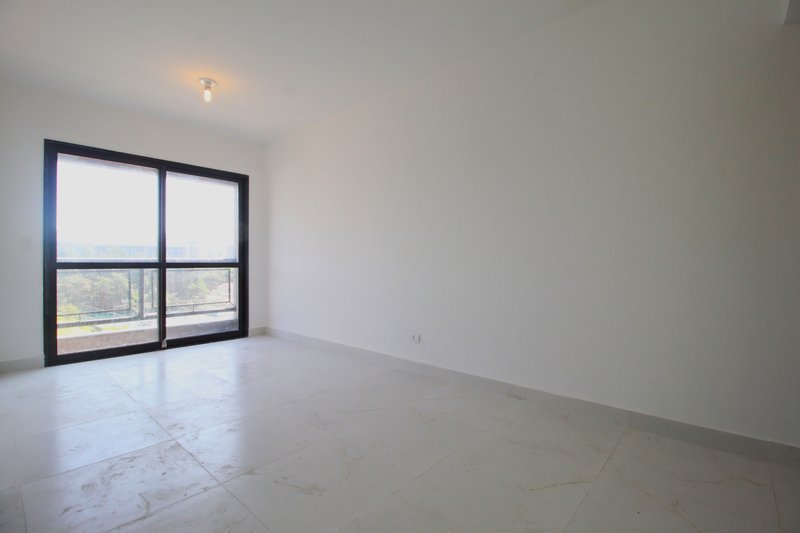 Apartamento com 64 m², 03 dormitórios, 01 banheiro e 01 vaga de garagem Avenida Marginal Esquerda Anchieta São Paulo - 