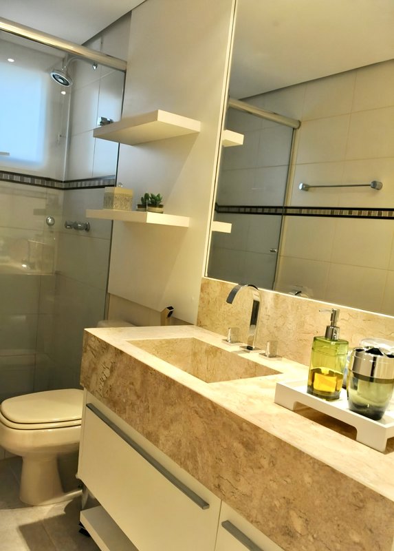 R$ 1.090.000 - LINDÍSSIMO APARTAMENTO - 87M2 - 2 SUÍTES - 2 VAGAS Rua Carvalho Monteiro Porto Alegre - 