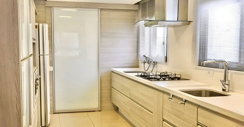 R$ 1.090.000 - LINDÍSSIMO APARTAMENTO - 87M2 - 2 SUÍTES - 2 VAGAS Rua Carvalho Monteiro Porto Alegre - 
