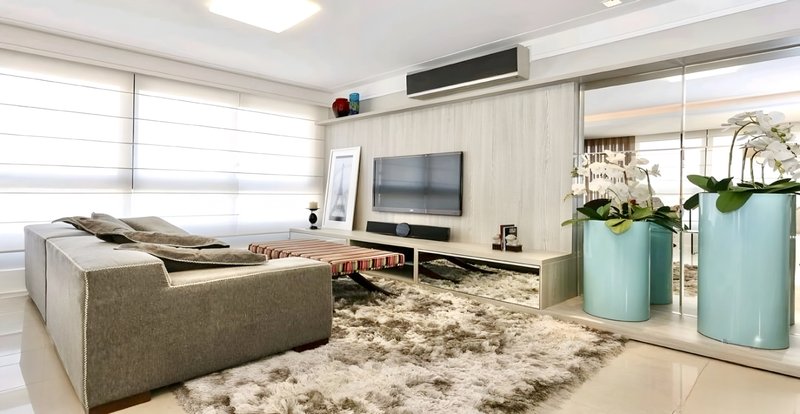 R$ 1.090.000 - LINDÍSSIMO APARTAMENTO - 87M2 - 2 SUÍTES - 2 VAGAS Rua Carvalho Monteiro Porto Alegre - 