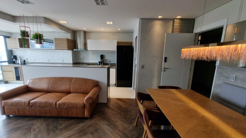 VENDE-SE APT MARAVILHOSO – CHÁCARA SANTO ANTÔNIO - 78m2 Rua Henri Dunant São Paulo - 