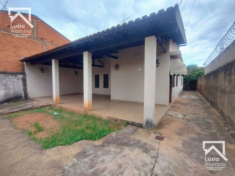 VILA INDUSTRIAL - RESIDÊNCIA 04 SUÍTES - QUINTAL COM ÁREA DE CHURRASQUEIRA - Bauru - 
