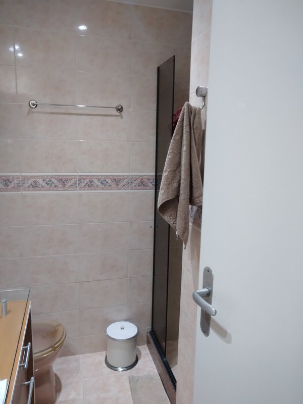 apartamento de frente Rua Santa Clara Rio de Janeiro - 