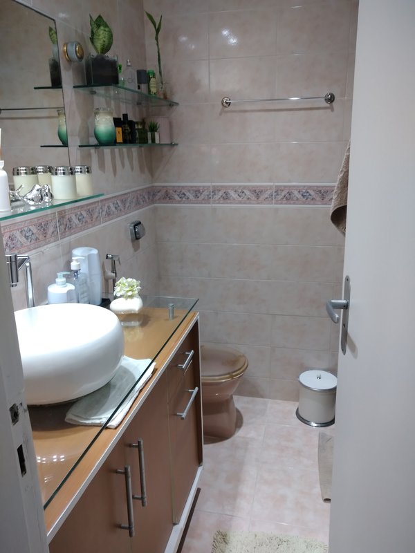 apartamento de frente Rua Santa Clara Rio de Janeiro - 
