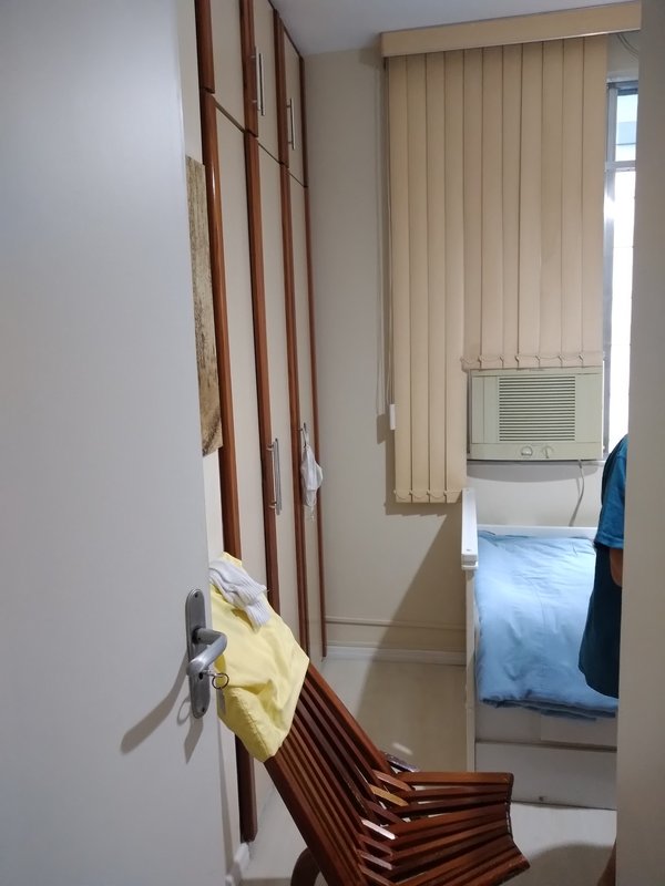 apartamento de frente Rua Santa Clara Rio de Janeiro - 