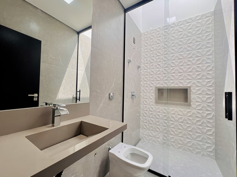 CASA DE ESQUINA EM ALPHAVILLE NOVA ESPLANADA C/400m² DE ÁREA CONSTRUÍDA E 5 SUÍTES Alameda Nova Zelândia Votorantim - 
