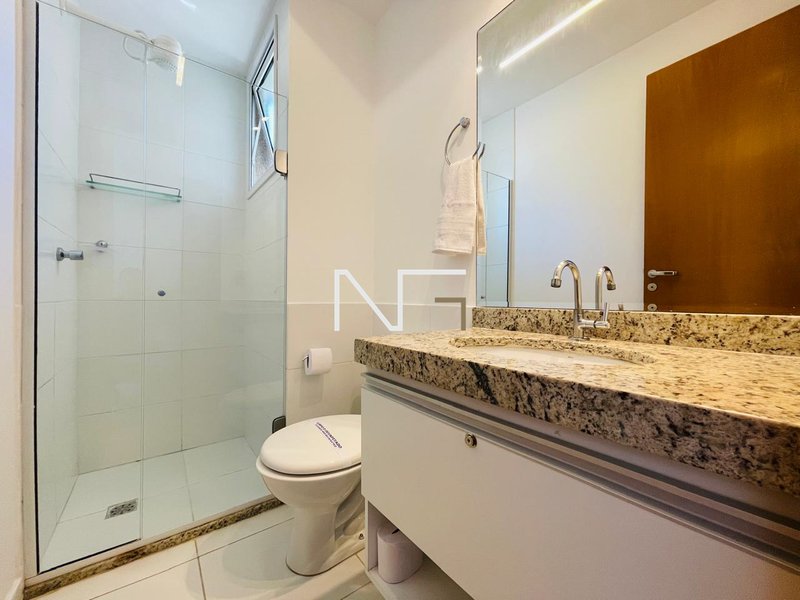 Imóvel Pronto para Morar ou Rentabilizar – Localização Premium a Poucos Metros do Mar Rua Itaquari Vila Velha - 