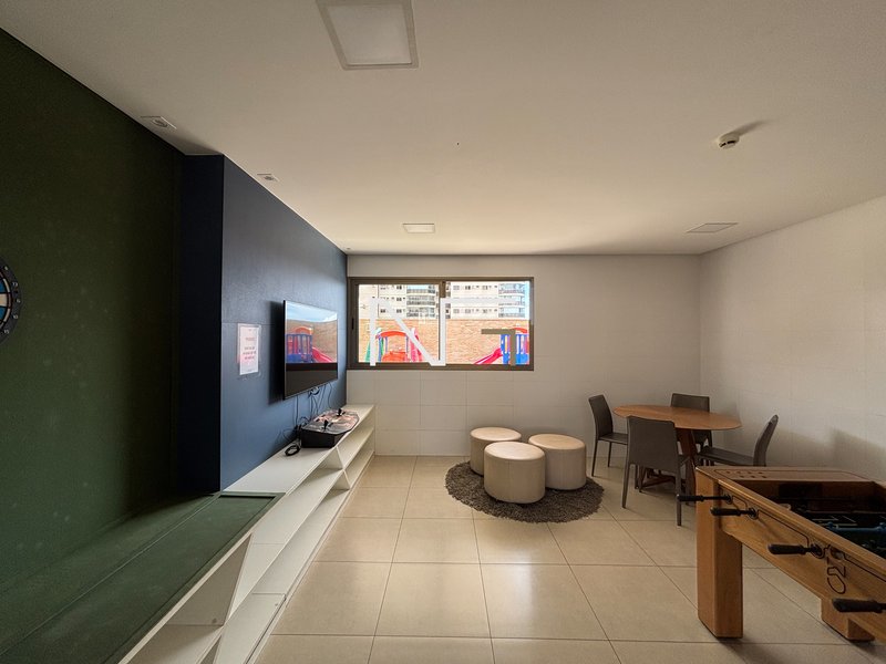 Luxo e Privacidade na Orla de Vila Velha – Cobertura Duplex com Lazer Privativo e Vista Avenida Estudante José Júlio de Souza Vila Velha - 