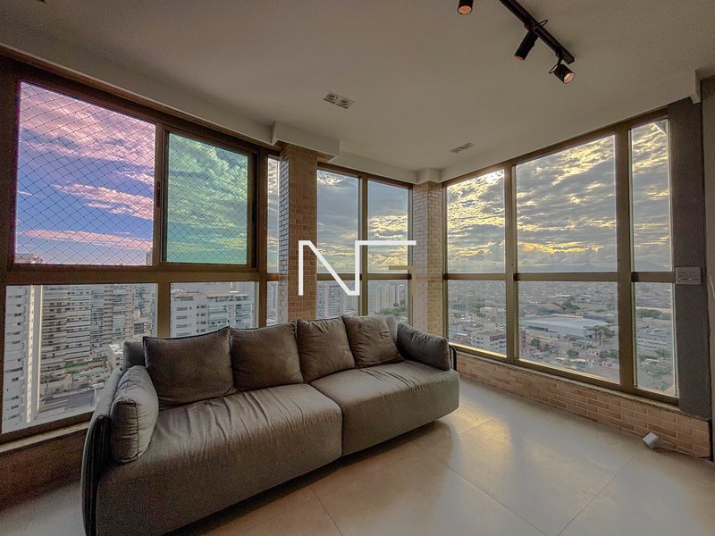 Luxo e Privacidade na Orla de Vila Velha – Cobertura Duplex com Lazer Privativo e Vista Avenida Estudante José Júlio de Souza Vila Velha - 