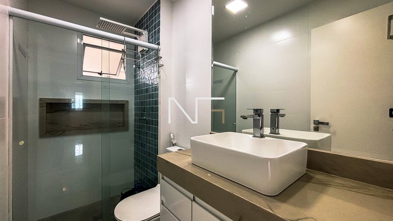 Apartamento Frente Mar com 3 Quartos e Vista Deslumbrante para o Mar Av. Est. José Júlio de Souza Vila Velha - 