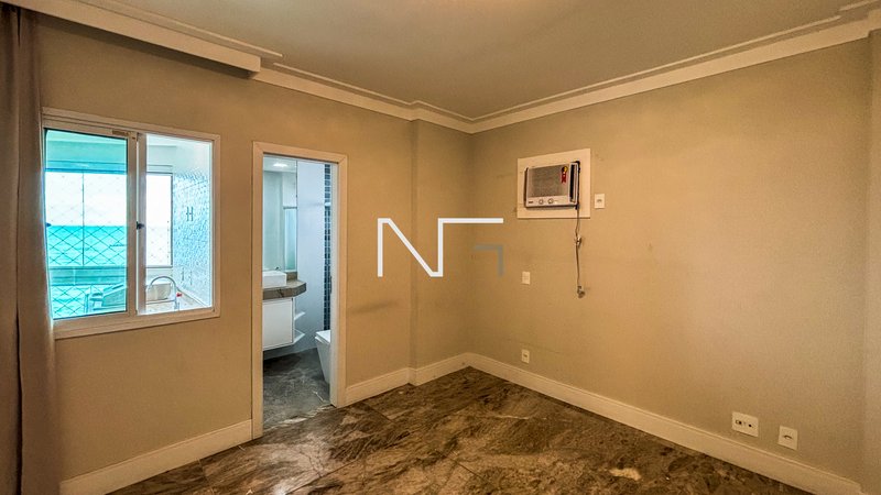 Apartamento Frente Mar com 3 Quartos e Vista Deslumbrante para o Mar Av. Est. José Júlio de Souza Vila Velha - 