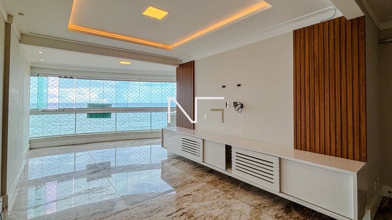 Apartamento Frente Mar com 3 Quartos e Vista Deslumbrante para o Mar Av. Est. José Júlio de Souza Vila Velha - 