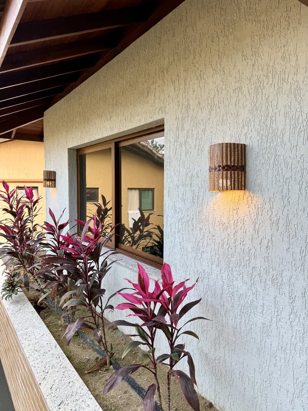 Apartamento próximo da praia pitinga / 2 dormitórios/ semi mobilado Rua pitinga  Porto Seguro - 