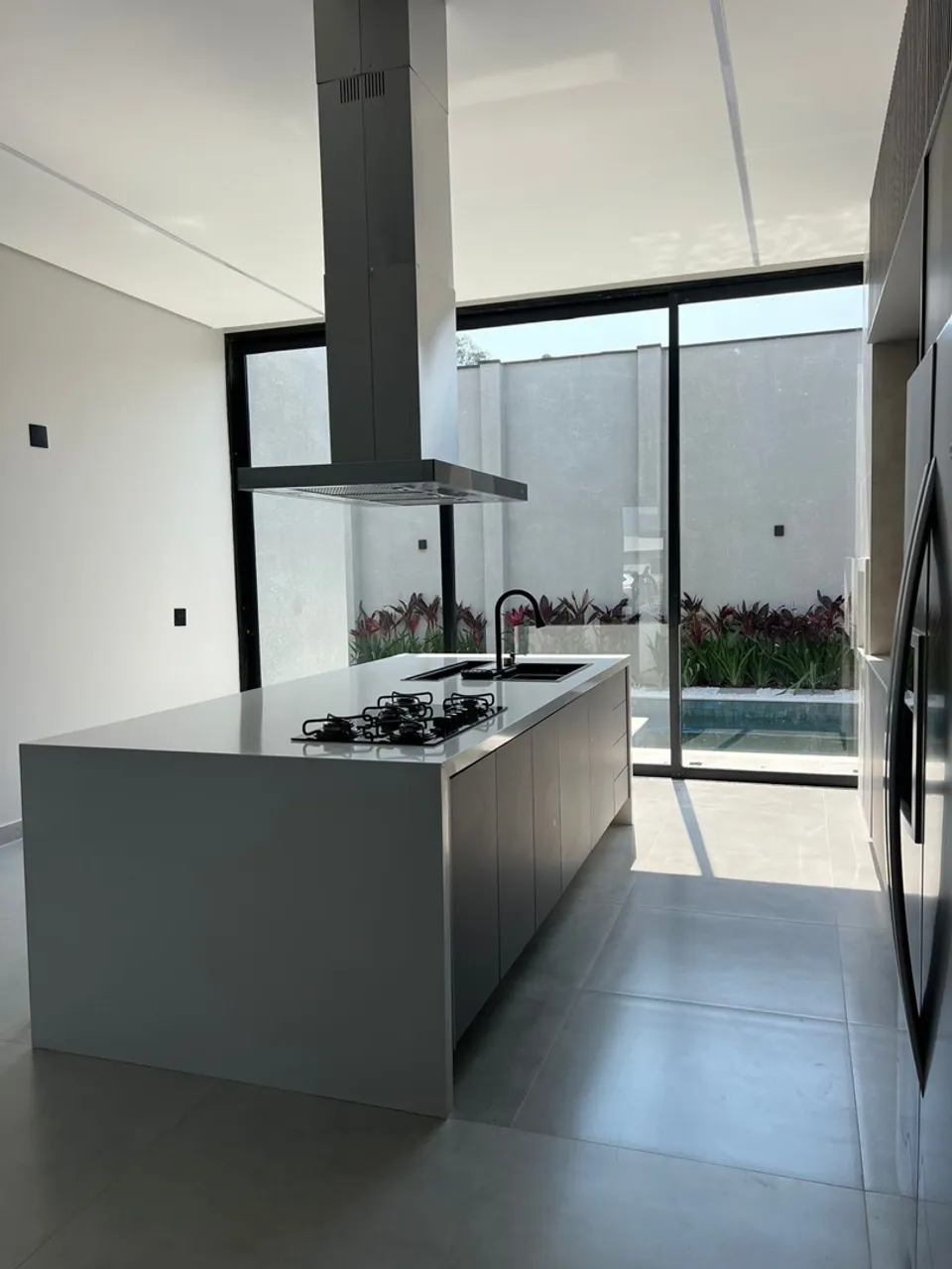 Casa com 3 dormit&oacute;rios,322 m&sup2; - condom&iacute;nio Alphaville Castello - It&uacute; - SP Rodovia Waldomiro Corrêa de Camargo Itu - 