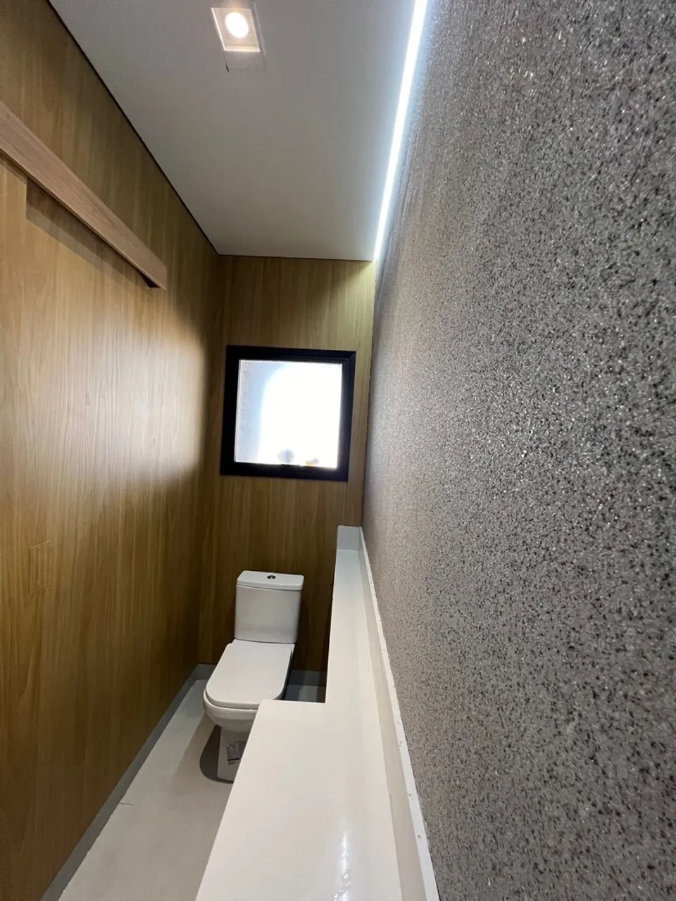 Casa com 3 dormit&oacute;rios,322 m&sup2; - condom&iacute;nio Alphaville Castello - It&uacute; - SP Rodovia Waldomiro Corrêa de Camargo Itu - 