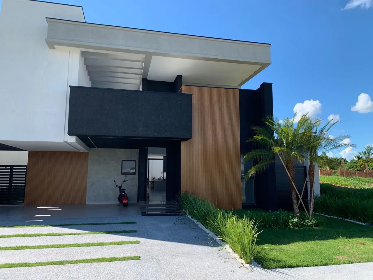 Casa com 3 dormit&oacute;rios,322 m&sup2; - condom&iacute;nio Alphaville Castello - It&uacute; - SP Rodovia Waldomiro Corrêa de Camargo Itu - 